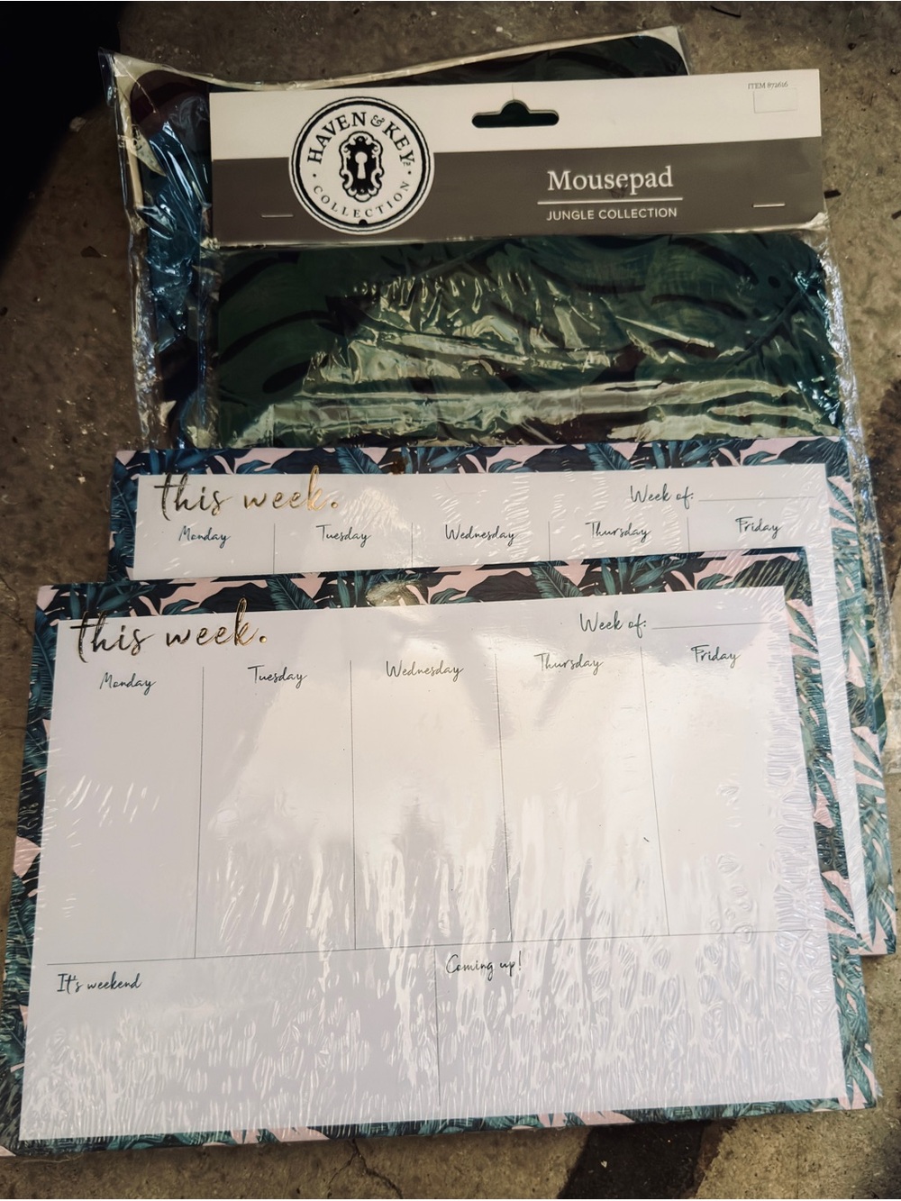 Jungle Collection Mousepad and Weekly Planner - Green